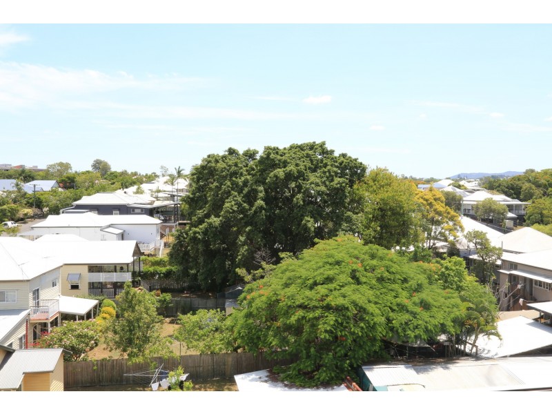 611/159 Logan road, Woolloongabba QLD 4102