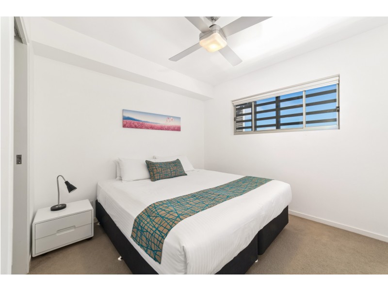 611/159 Logan road, Woolloongabba QLD 4102