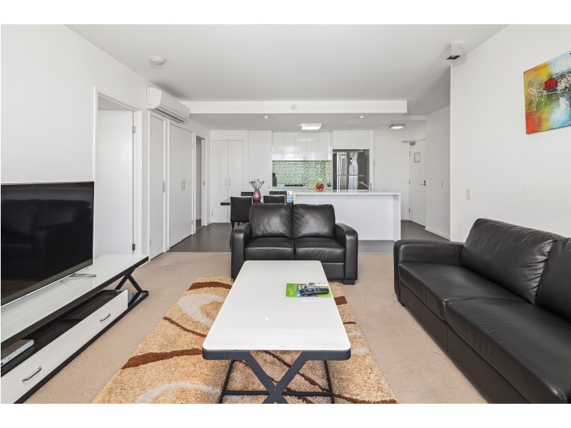 611/159 Logan road, Woolloongabba QLD 4102