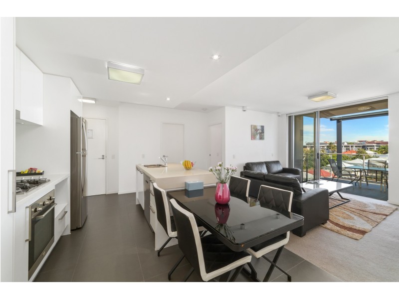 611/159 Logan road, Woolloongabba QLD 4102