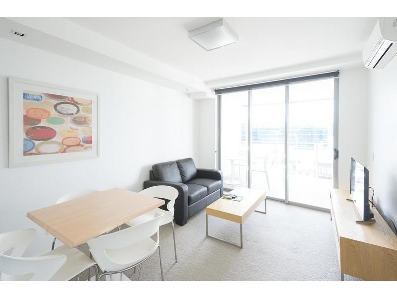 706/159 Logan road, Woolloongabba QLD 4102