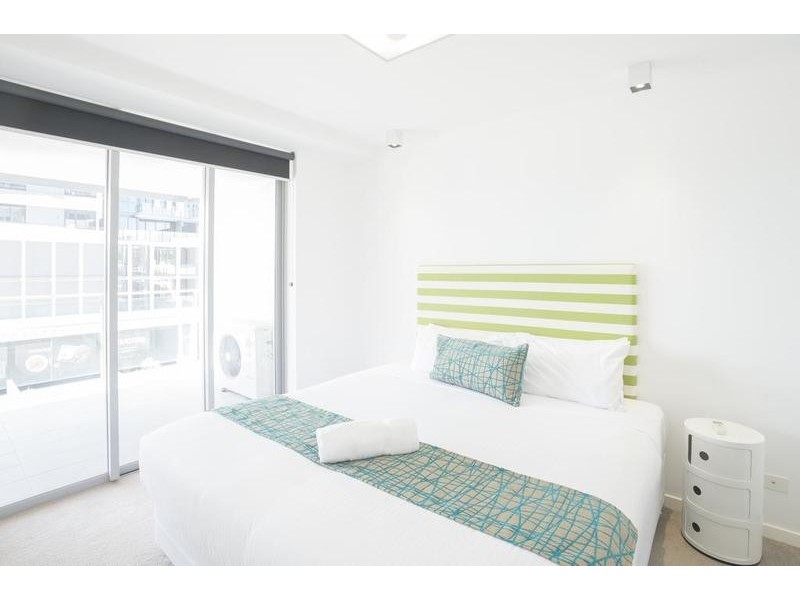 706/159 Logan road, Woolloongabba QLD 4102