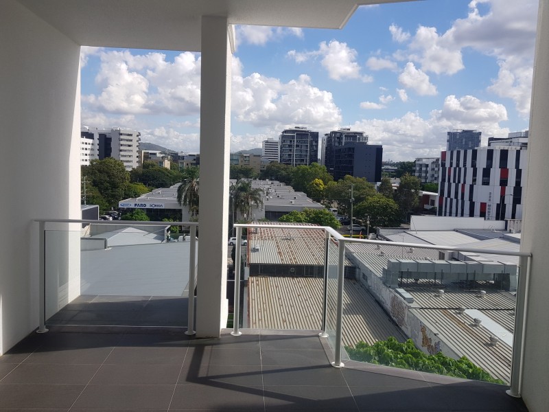 408/8 Bank Street, West End QLD 4101