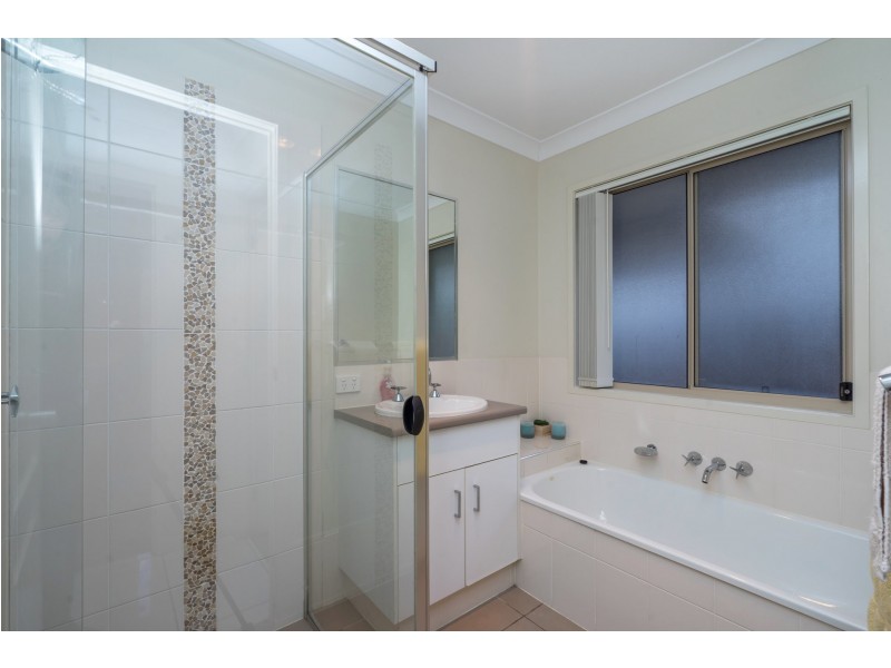 8 Hetchy St, Upper Coomera QLD 4209