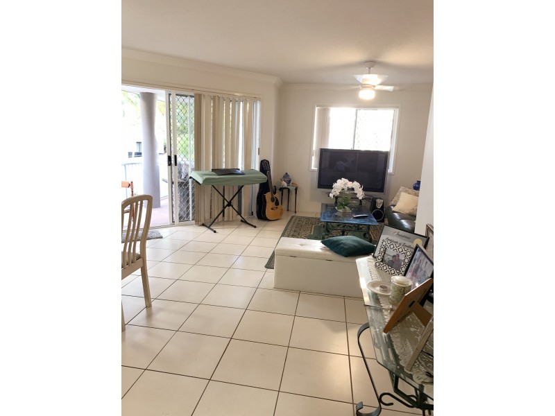 2/12-14 Lloyd Street, Southport QLD 4215