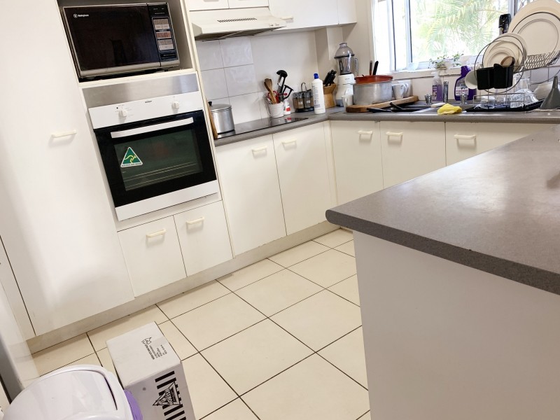 2/12-14 Lloyd Street, Southport QLD 4215