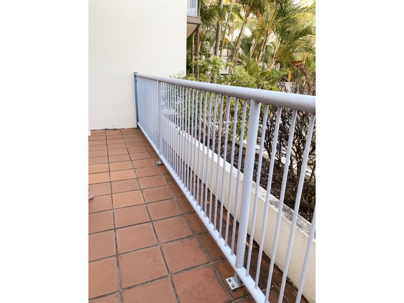 2/12-14 Lloyd Street, Southport QLD 4215