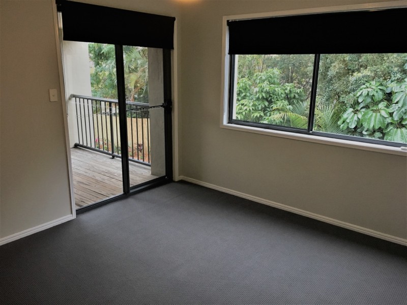 1-15 Santa Isobel Blvd, Pacific Pines QLD 4211