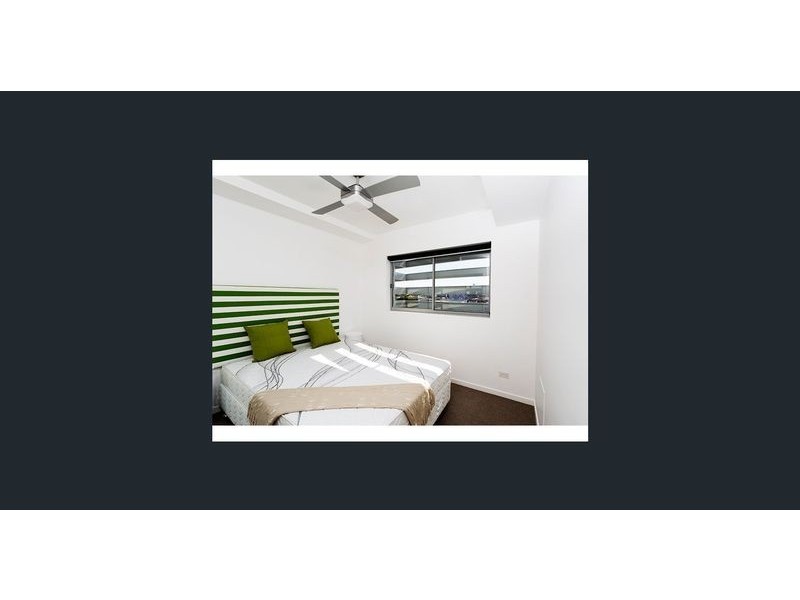 802/159 logan road, Woolloongabba QLD 4102