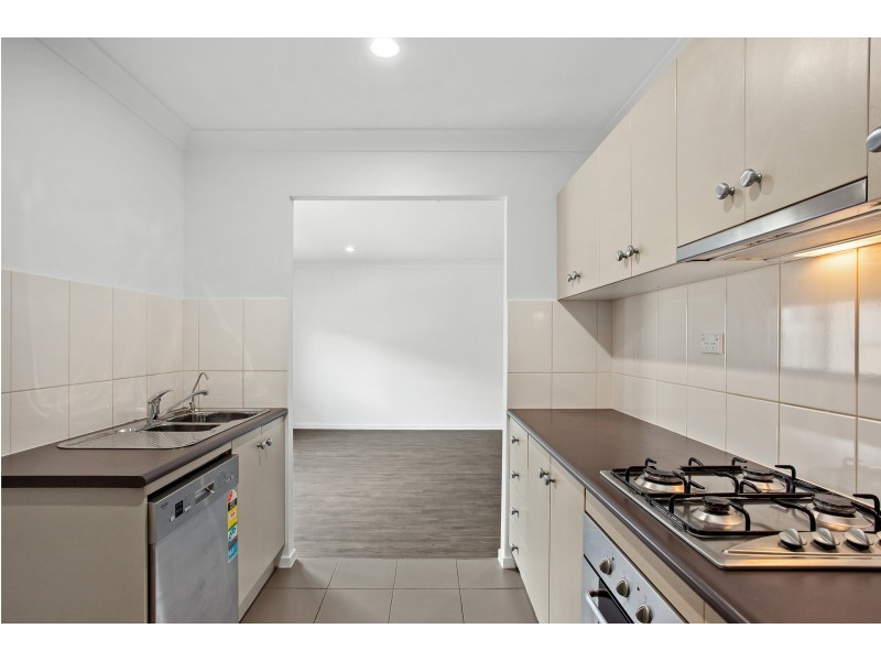 23/337 Spring Street, Kearneys Spring QLD 4350