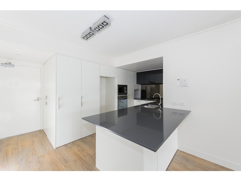 10/125 Melbourne st, South Brisbane QLD 4101