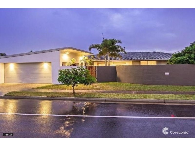 37 Surfers Avenue, Mermaid Waters QLD 4218