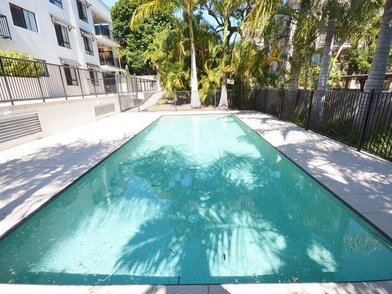 1/15 Lloyd Street, Southport QLD 4215