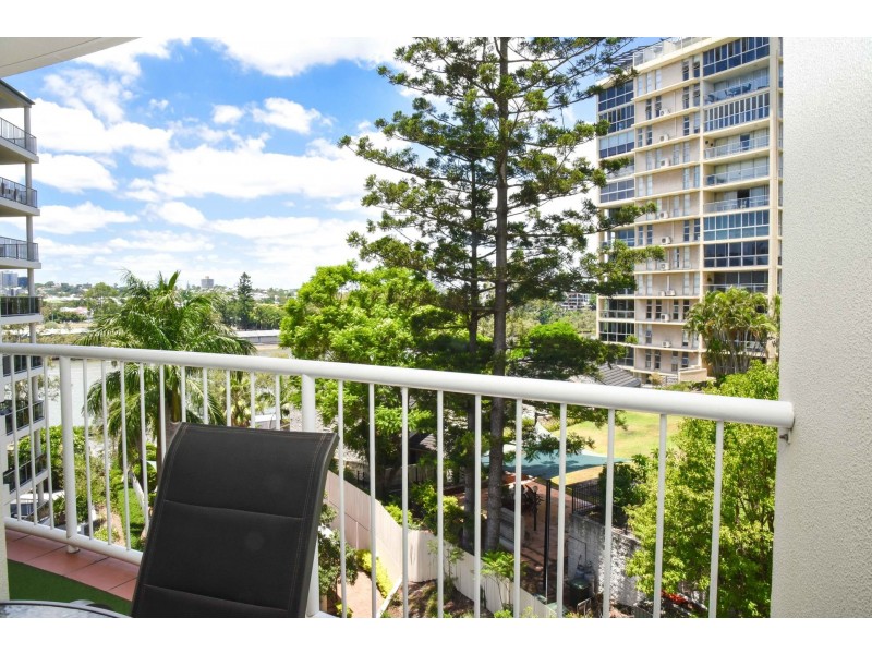 18 Dunmore Terrace, Auchenflower QLD 4066