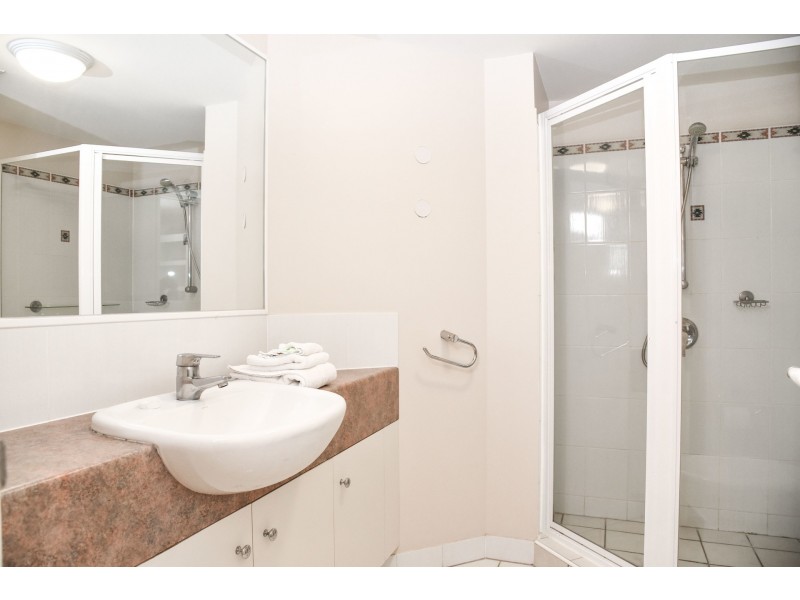 18 Dunmore Terrace, Auchenflower QLD 4066