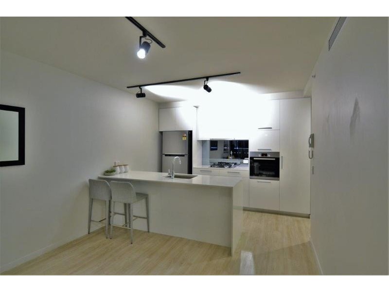 Fully Furnished 1 Bedroom Apartment/9 Edmondstone street, South Brisbane QLD 4101