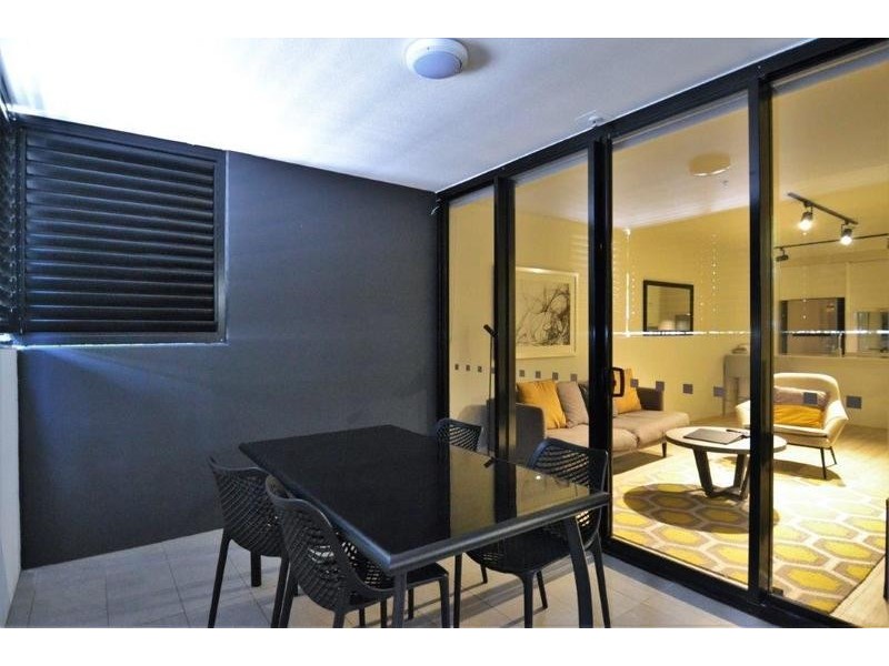 Fully Furnished 1 Bedroom Apartment/9 Edmondstone street, South Brisbane QLD 4101