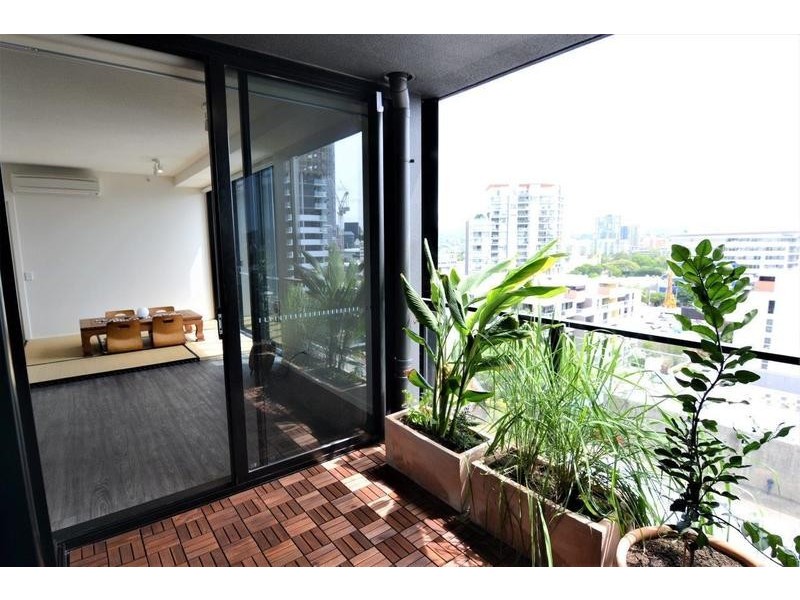 Fully Furnished One Bedroom Apartment/27 Cordelia Street, South Brisbane QLD 4101