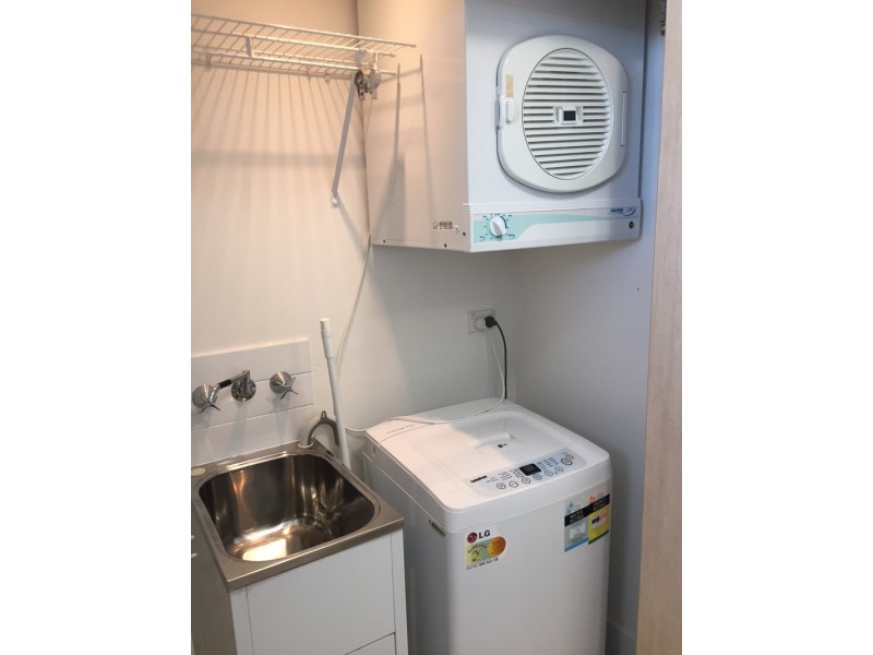 19/228 Varsity Parade, Varsity Lakes QLD 4227