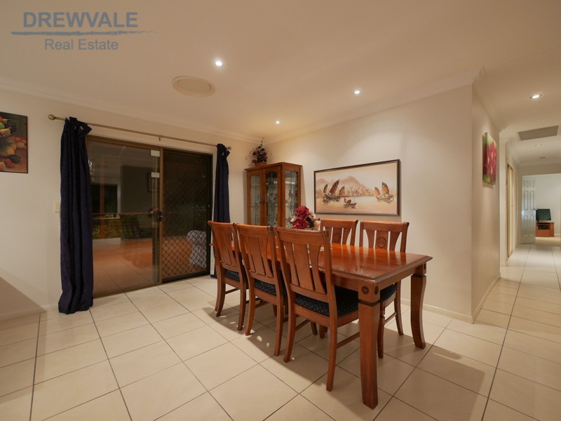 166 Forestdale Drive, Forestdale QLD 4118