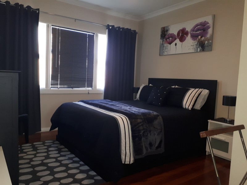 1/6 Ferny Fairway, Burleigh Heads QLD 4220