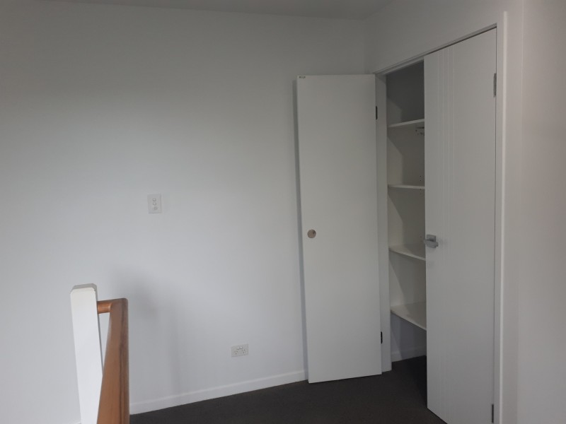 1/219 Eugaree St, Southport QLD 4215