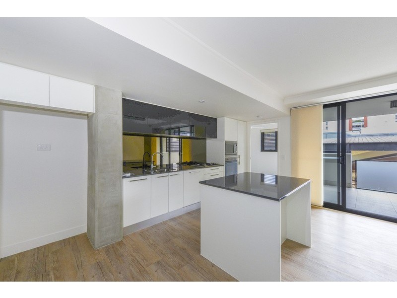 8/125 Melbourne st, South Brisbane QLD 4101