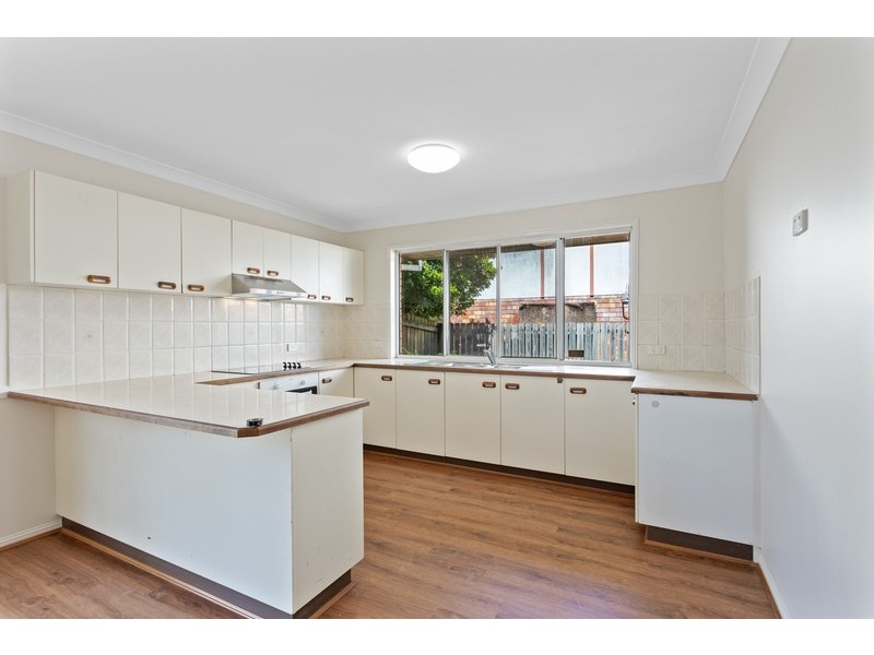 853 Wembley Road, Browns Plains QLD 4118