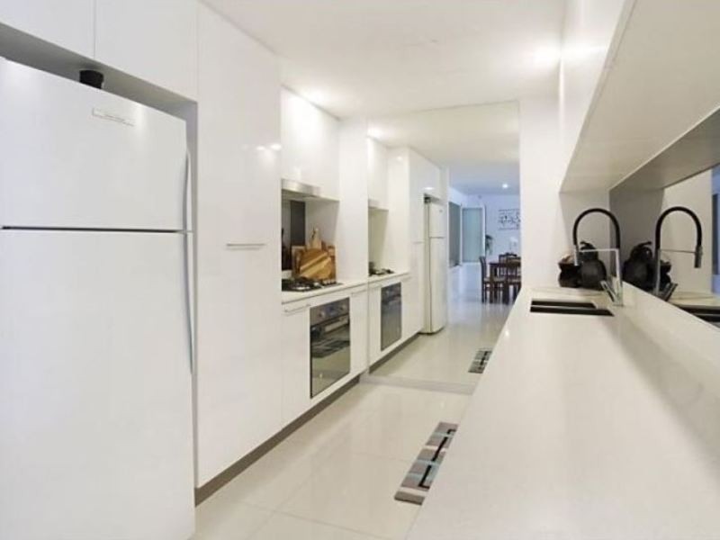 2108/5 Harbour Side Court, Biggera Waters QLD 4216