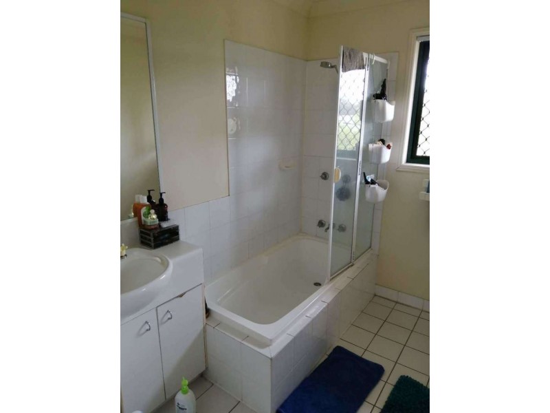 1 Highridge Road, Springfield QLD 4300