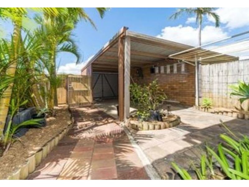 20/81 Olsen Avenue, Labrador QLD 4215