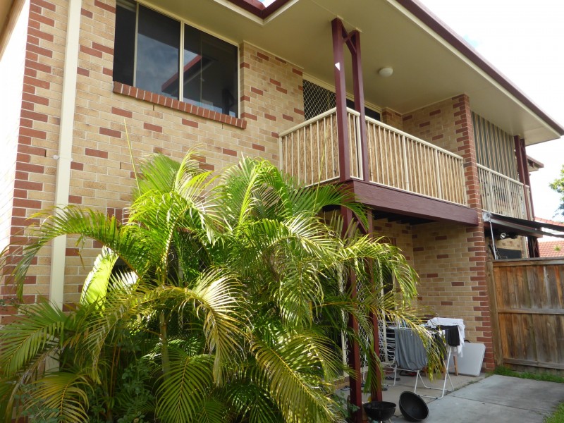 7/2 Brown Street, Labrador QLD 4215