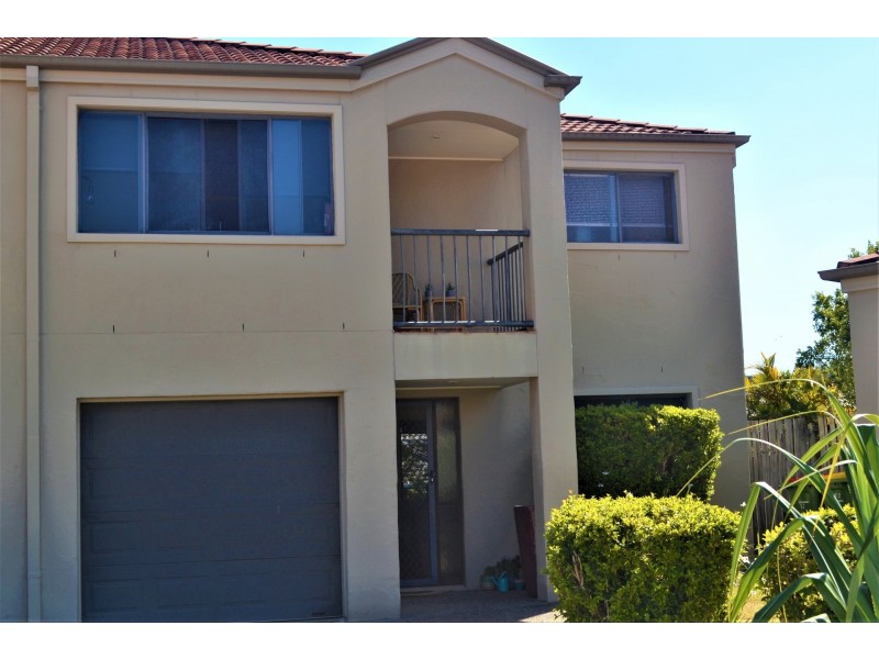 12/1-15 Santa Isobel Blvd, Pacific Pines QLD 4211