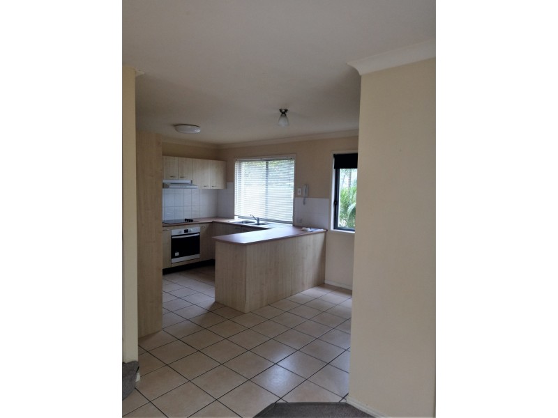 12/1-15 Santa Isobel Blvd, Pacific Pines QLD 4211