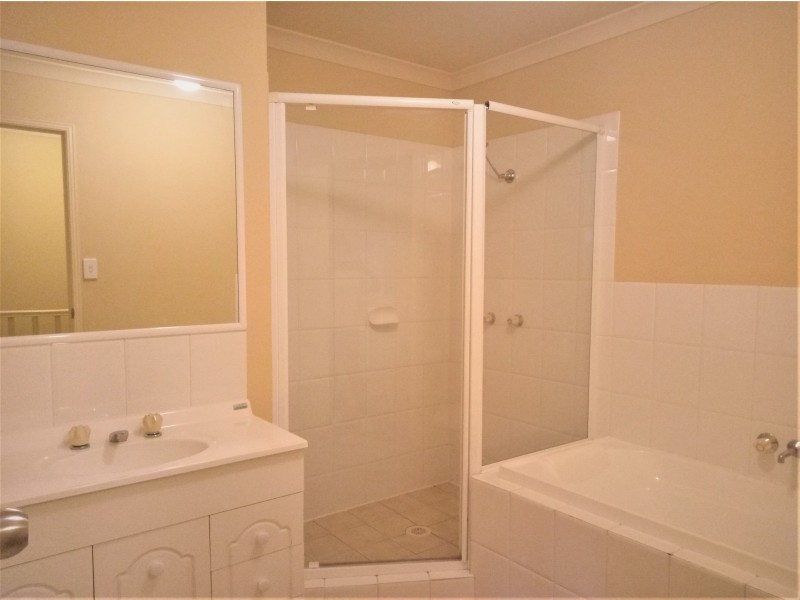 12/1-15 Santa Isobel Blvd, Pacific Pines QLD 4211