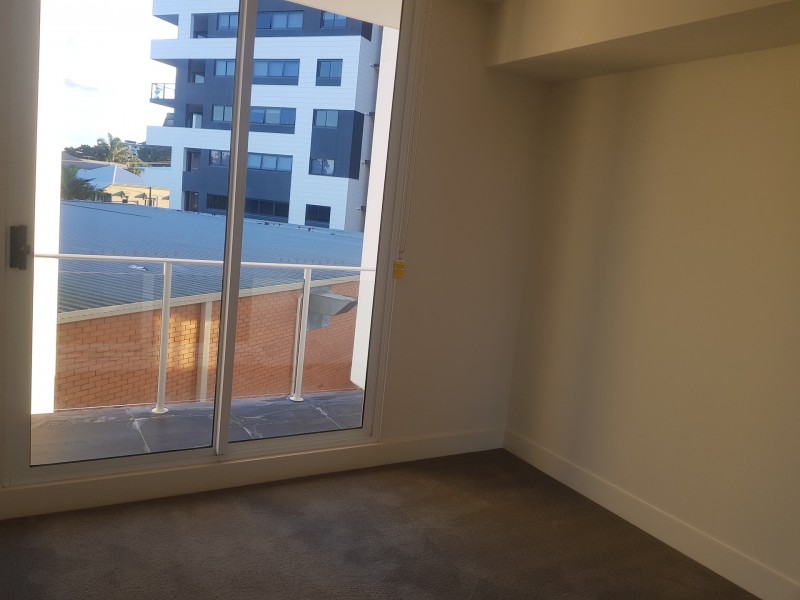 215/8 Bank Street, West End QLD 4101