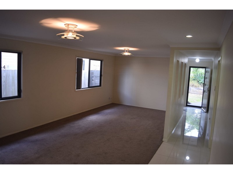 92 Lang Street, Sunnybank Hills QLD 4109