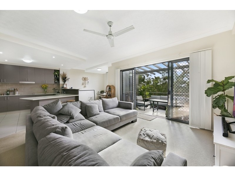 21/1 Acacia Crt, Robina QLD 4226