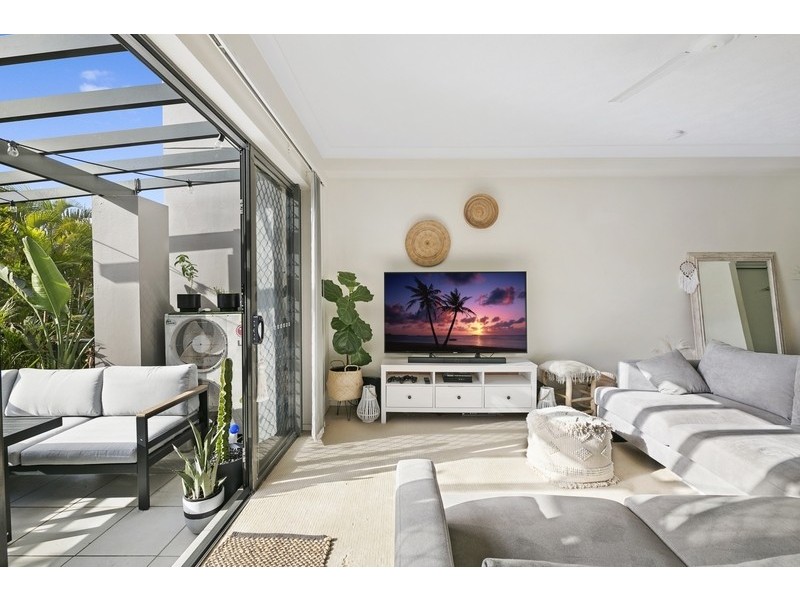 21/1 Acacia Crt, Robina QLD 4226