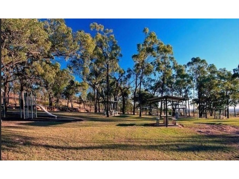 4/73 Centenary Drive North, Middlemount QLD 4746