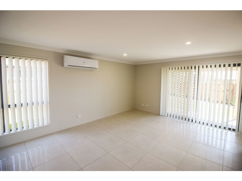 4/7 Juxgold Avenue, Collingwood Park QLD 4301