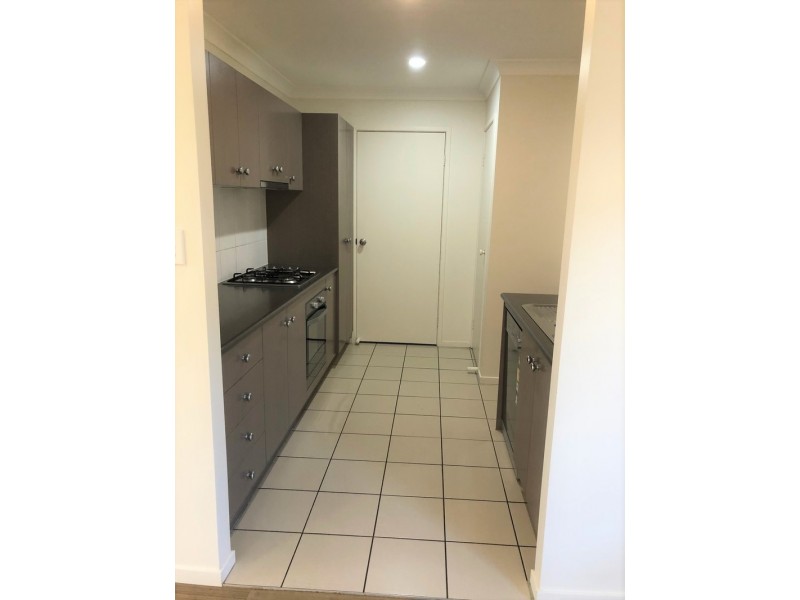 32/337 Spring Street, Kearneys Spring QLD 4350