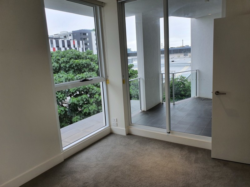 813/8 Bank Street, West End QLD 4101