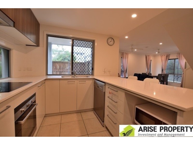 1/36 Bleasby Rd, Eight Mile Plains QLD 4113