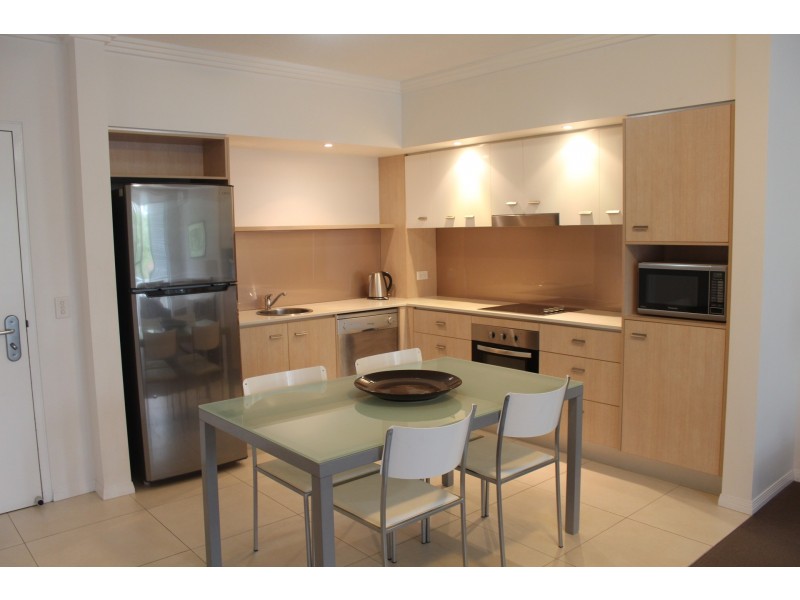 123/1-7 Moores Crescent, Varsity Lakes QLD 4227