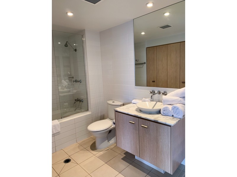 123/1-7 Moores Crescent, Varsity Lakes QLD 4227