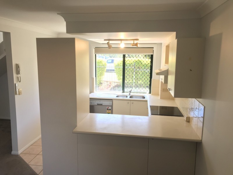 223 Middle Street, Cleveland QLD 4163