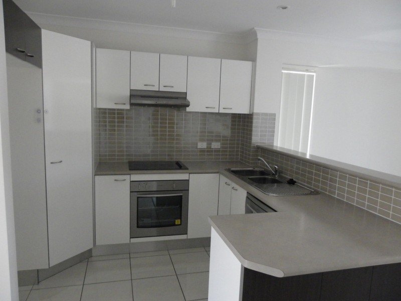 56/99 Peverell St, Hillcrest QLD 4118