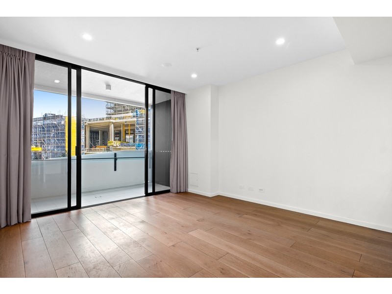 201/17 Deshon street, Woolloongabba QLD 4102