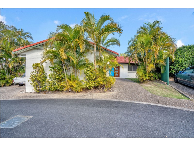 8a/212 Central Street, Labrador QLD 4215
